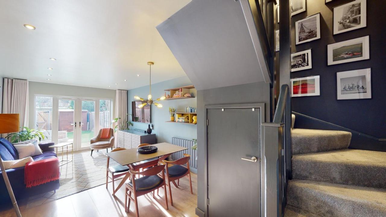 Castle Townhouse Kenilworth - Private Parking - 24 Hr Gym Access - Town Centre Apartment Exterior photo